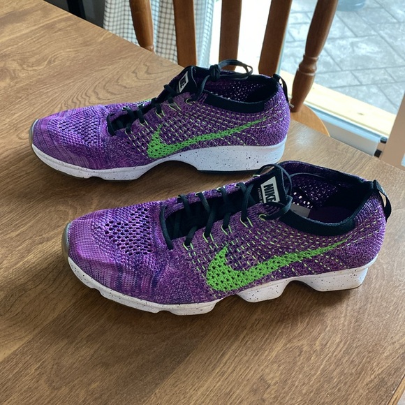 Nike women’s shoes - Picture 2 of 3